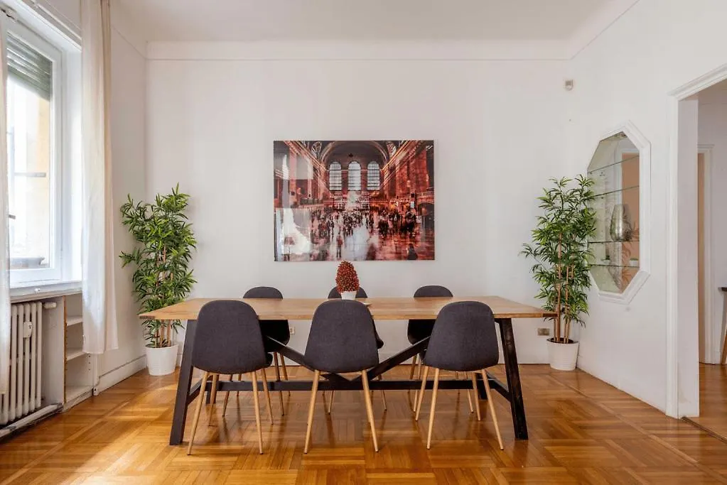 Exclusive 4 Bedrooms Apartment In Brera Mailand