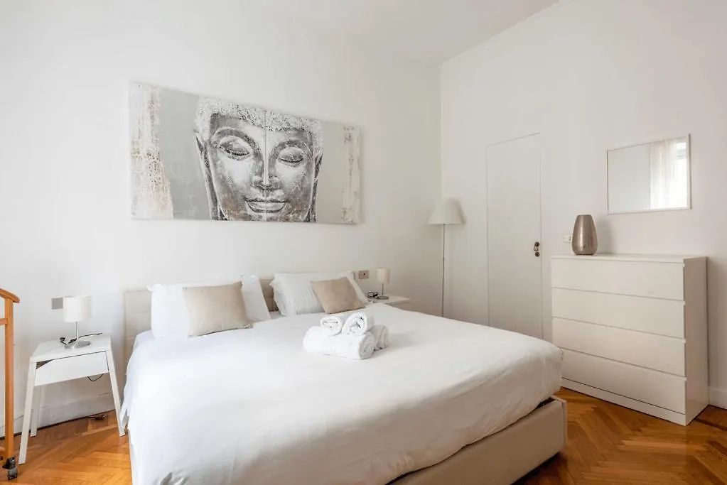 Exclusive 4 Bedrooms Apartment In Brera Milan Italy